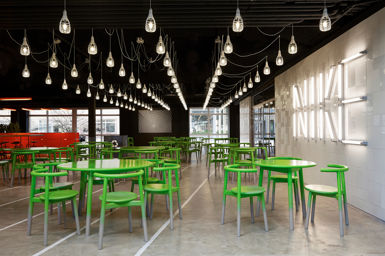 开云（中国） - 坐具|餐椅|办公家具|设计师家具|索洛椅